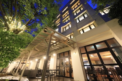 Pc7jHPoTinRIKau2zWJz.jpg?w=940&h=940