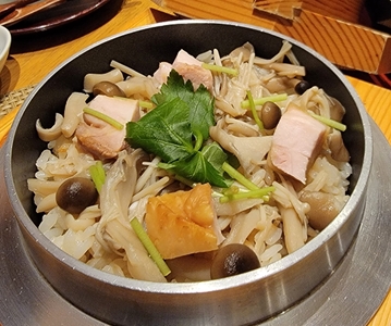 Ph9atzH5WJ6OMdZ746hT.jpg?w=940&h=940