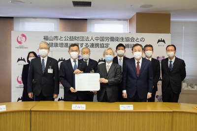 PiGJWyAHwpNncaC8Vcvy.jpg?w=940&h=940