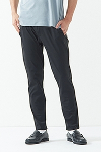 PjkKi3yyxbg7srTQsuDL.jpg?w=940&h=940