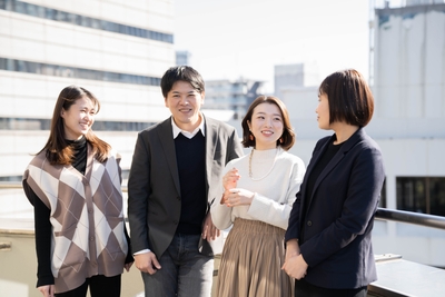 PjqLUJKJ8Izt28aWjtFm.jpg?w=940&h=940