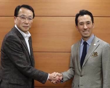 Pktldct9qMBS83HRUcfs.jpg?w=940&h=940