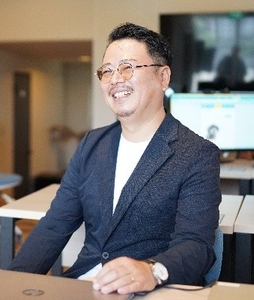 PligqVFnOOk38IvhSlZl.jpg?w=940&h=940