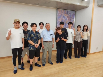 豊浜漁協を訪問した日隈ゼミの学生たち