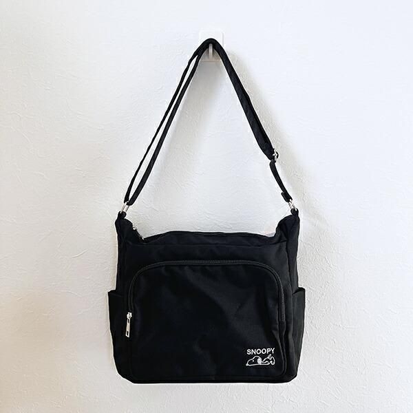 スヌーピーのショルダーバッグ