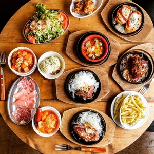 PtqfX4GQ5VY7nKd7casN.jpg?w=940&h=940