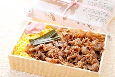 Py8GAolwqpdQN2mqc3Yy.jpg?w=940&h=940