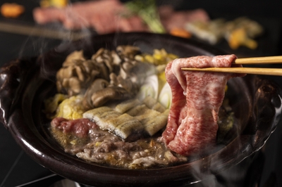 Q0qILNTdMXVPVgKHejdU.jpg?w=940&h=940