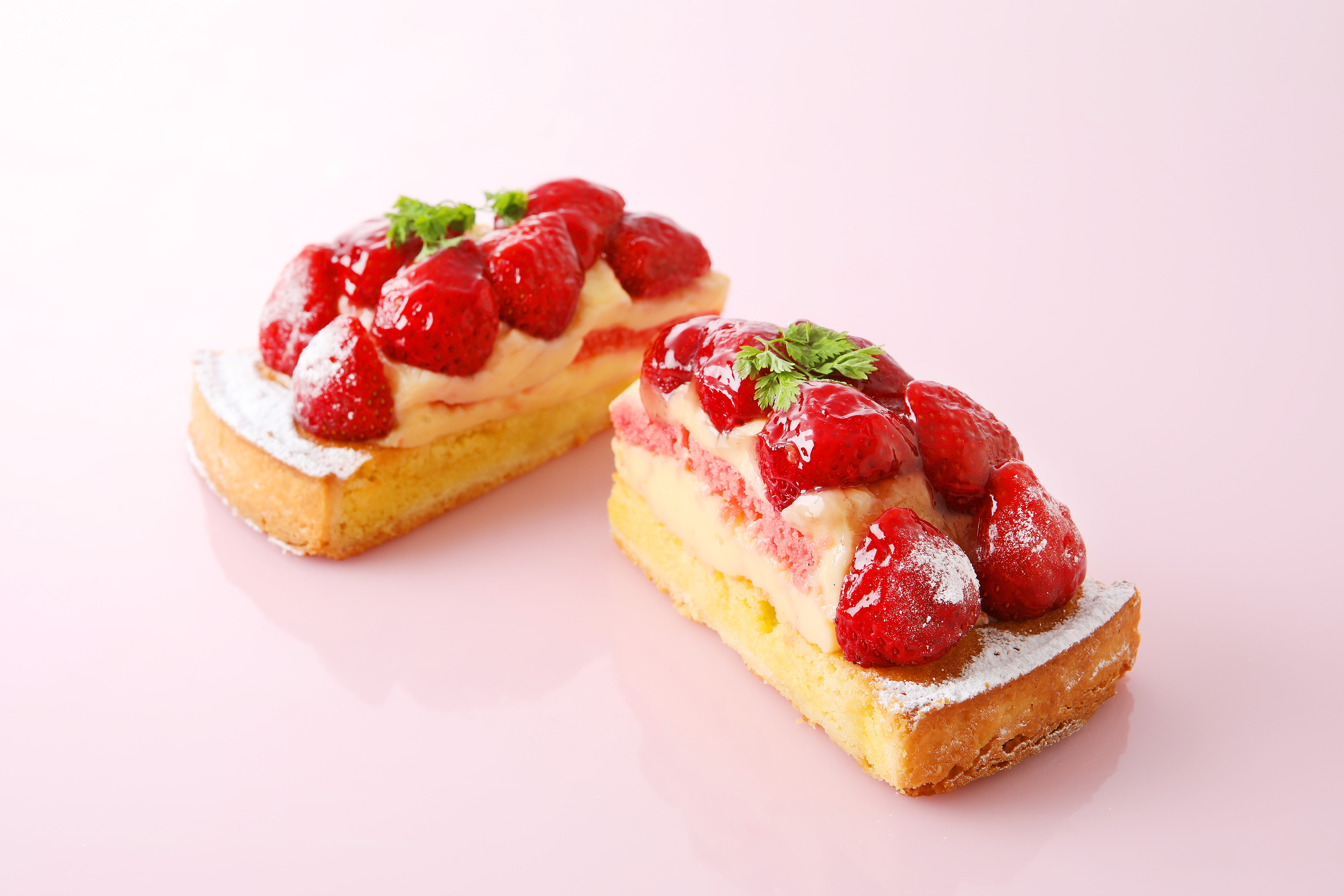 洛甘舎の「苺タルト」はひと味違う！！！　苺の季節到来！好評発売中！ 【パティスリー洛甘舎】