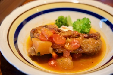 ジビエ料理も楽しめるスペインバル「Palomino」と分散型町屋ホテル「和乃リトリートひといき」がコラボレーションプランを販売開始