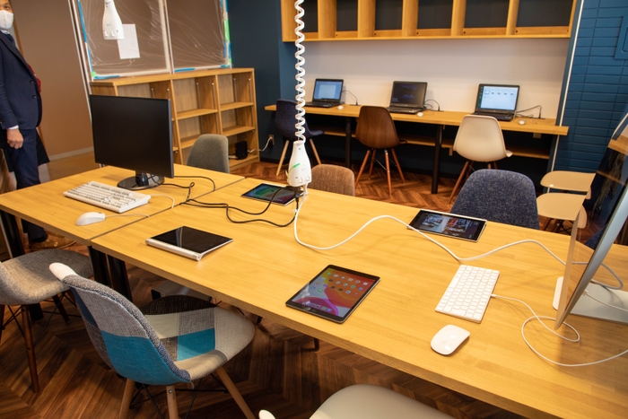 備え付けのPC(Windows・Mac)も利用いただけます