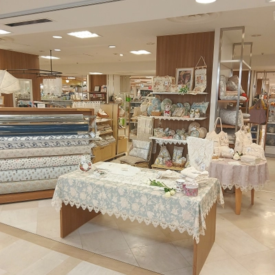 テーブルクロス充実のインテリアショップ「ami-brugge」東武百貨店池袋店にポップアップOPEN！