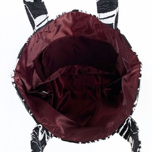 QJB68p7huIW3JRPpK7zL.jpg?w=940&h=940