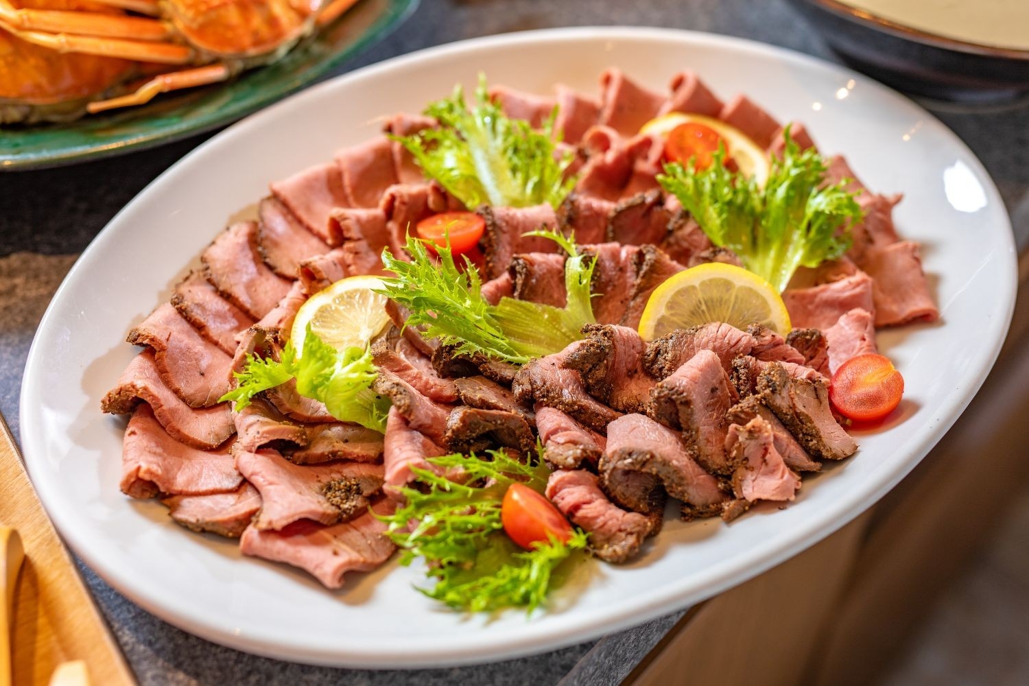 【冬ビュッフェ】蟹以外の美味も充実!ローストビーフ