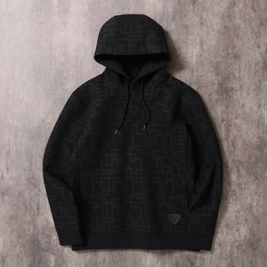 総柄パーカ¥19,800（税込）