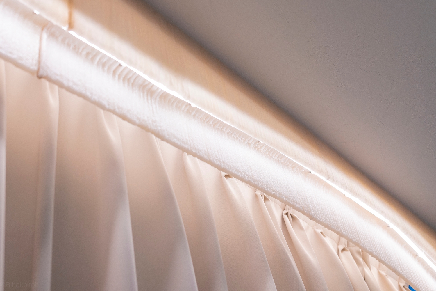 3Dプリンターを用いて、植物、バイオマス由来の生分解性樹脂材料で作った間接照明