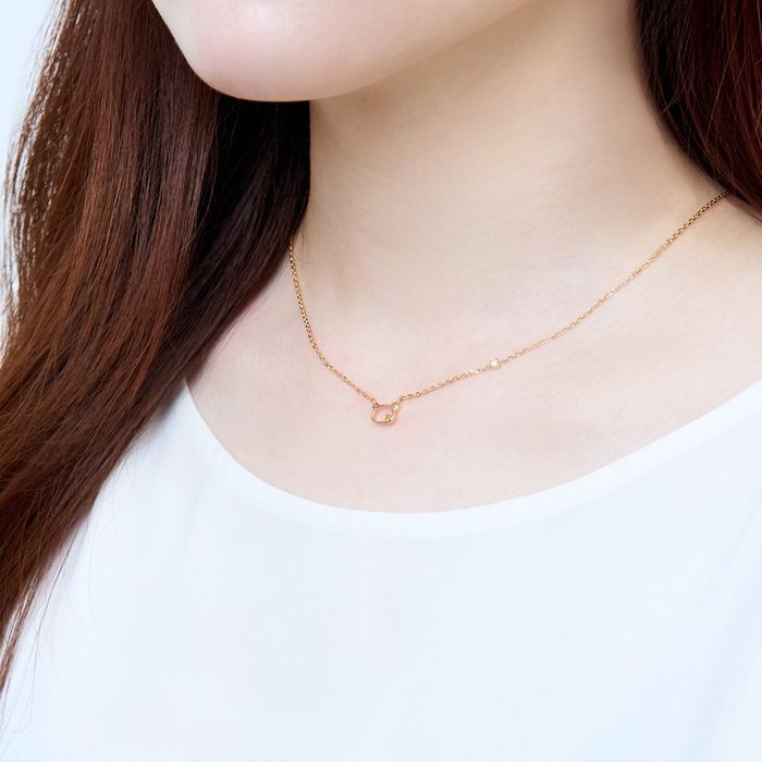 着用イメージ(リラックマ フェイスシルエットネックレス)