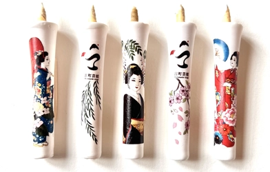 新潟発 明治26年創業「小池ろうそく店」から新作が登場！ 地元文化と伝統がコラボしたお土産品「柳都華絵巻ろうそく」　 9月27日開催『ふるまち新潟をどり』に出展・初お披露目