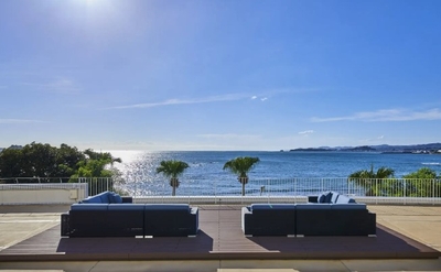 QSYRyBNY6Qx5ckSHl3lT.jpg?w=940&h=940