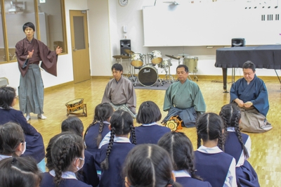 QShoMXTPQiXS17xxr311.jpg?w=940&h=940