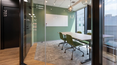 QT2njz1fNdNCQ8kJlEYW.jpg?w=940&h=940