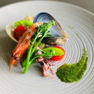 QWa3pTypvnJZ2SyrINUS.jpg?w=940&h=940