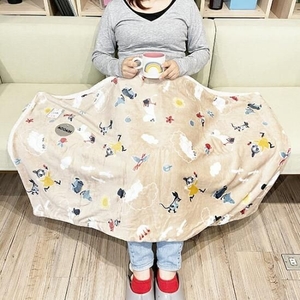 ムーミンのナチュラルデザインのブランケット