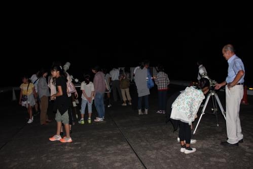 地域の小学生対象の天体観測会を実施 自然科学教室「さいえんす+(プラス)」