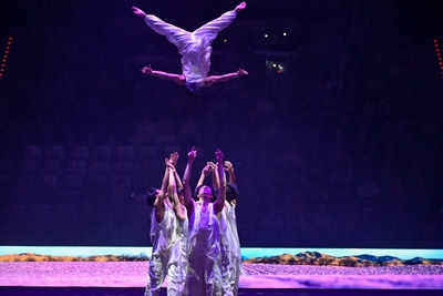 ダイナミックな演技で魅了（©Der Bildjäger）