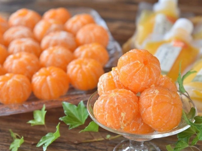 皮なしむき冷凍みかん 1kg &みかん寒天ゼリー170g×5本セット:3,980 円(税込)