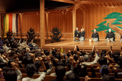 QcivQtIDfQlCFgFeTH4g.gif?w=940&h=940