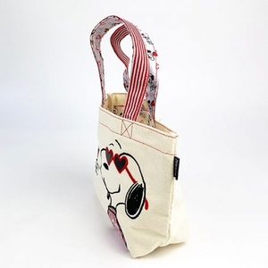 QfncQNb4NDph9dx6mcta.jpg?w=940&h=940