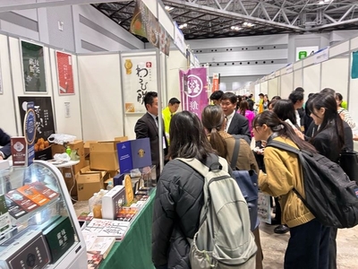 QgCFilG77b6mIKQoYqli.jpg?w=940&h=940