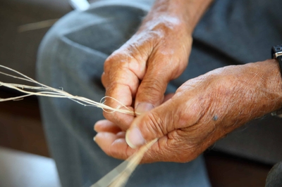 QnaIJY6Bkamycl87G8y1.jpg?w=940&h=940