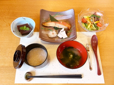 静岡県伊東市のファスティングホテル「アイウェルネス伊豆高原」　 伊豆の名産、金目鯛と旬の食材を合わせた“夏メニュー”開始