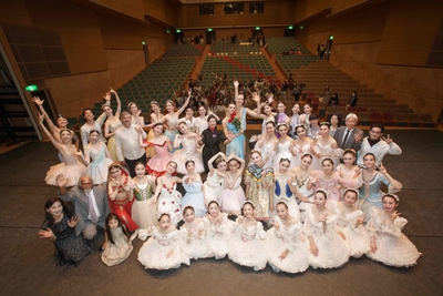 R0R9gB84L0kg7pXPW8uu.jpg?w=940&h=940