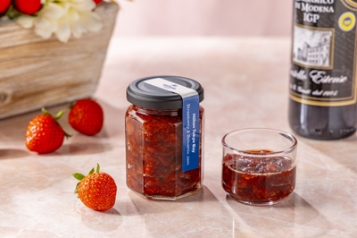 R0j8TIWwSwG8OykUNhcN.jpg?w=940&h=940