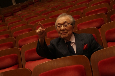 R1EyX30mKYow3rUmeFdn.jpg?w=940&h=940