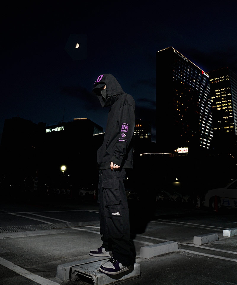 ブラックストリートファッションで話題の『DIVINER(ディバイナー)』より、完売していたテックウェアが9月19日より再販開始。