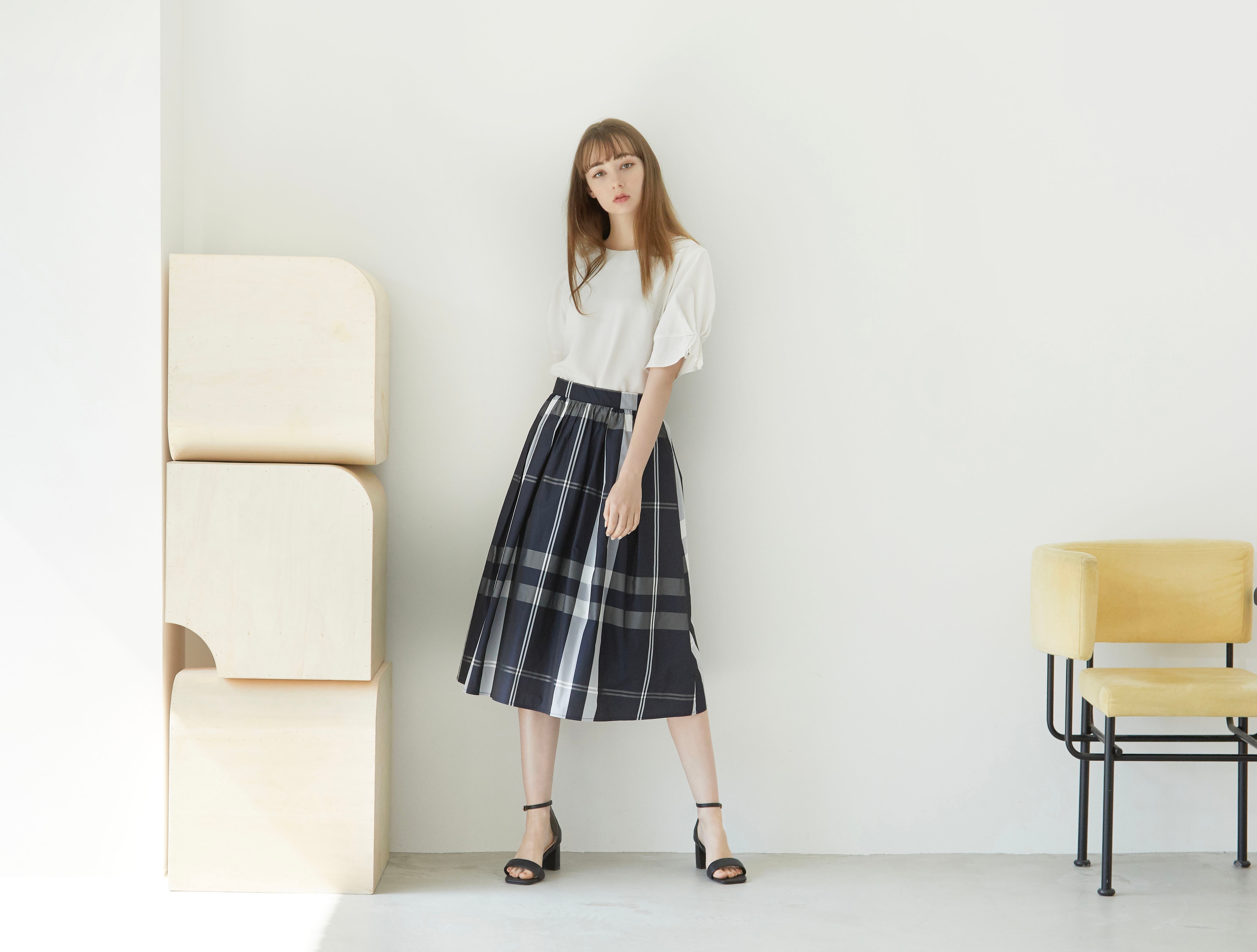 index(インデックス) 累計8万枚突破! 人気の機能性ブラウスに注目カラーの追加決定!