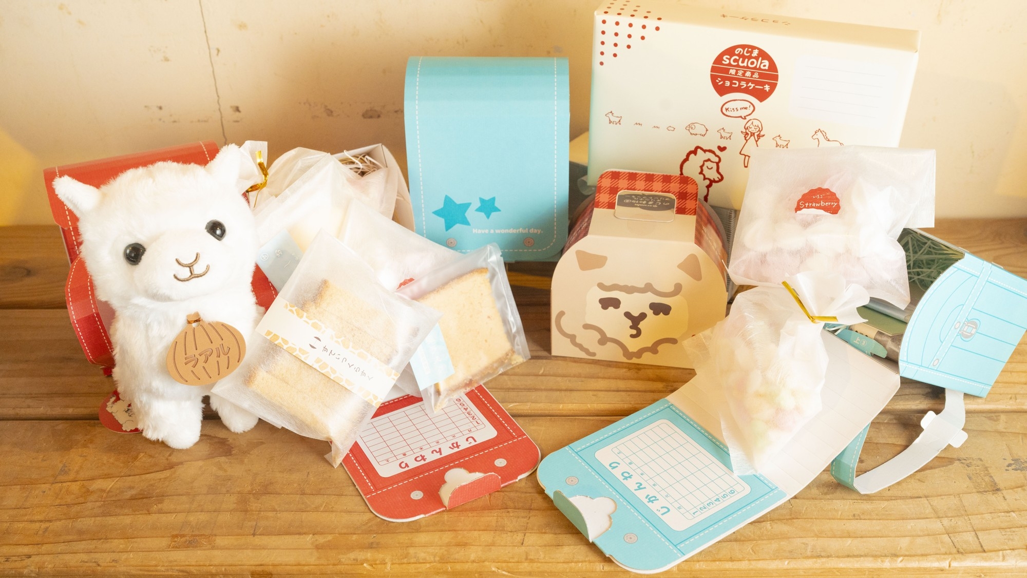 ▲「ランドセルお菓子セット&ぬいぐるみセット」、「ランドセルお菓子セット&マルシェお菓子セット」