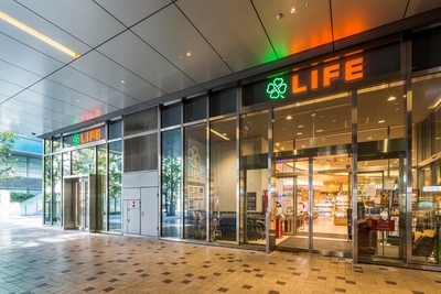 RB9h8WYFXmIUdgr6aTis.jpg?w=940&h=940