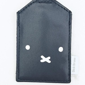 ミッフィーのケース