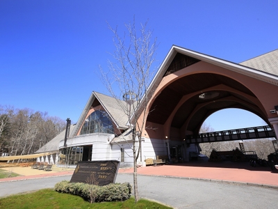 RDSERBo3gKLL6Mc3HUNl.jpg?w=940&h=940