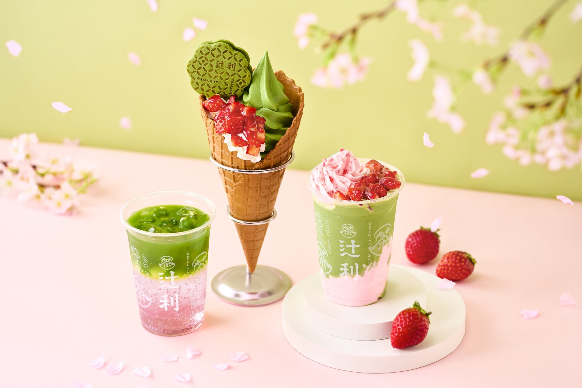 京都 宇治の老舗 辻利（TSUJIRI）より「辻利ソフト 春のパルフェ」「京ラテⓇ スムージー 春いちご」「抹茶さくらソーダ」期間限定販売
2026年2月16日～4月30日（木）期間限定販売