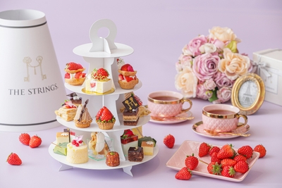 『STRINGS Sweets Collection』※写真はイメージです。ティーカップなどの食器、お花、フレッシュフルーツ（いちご）などはセットに含まれません