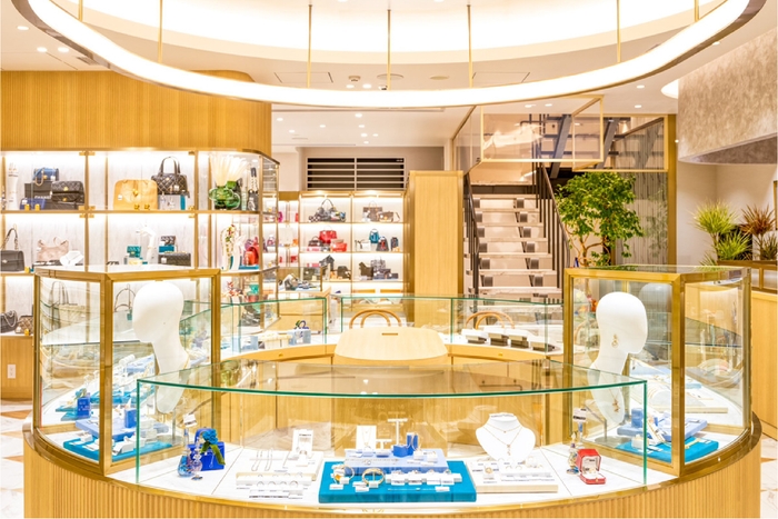 1階:バッグ&ジュエリーフロア