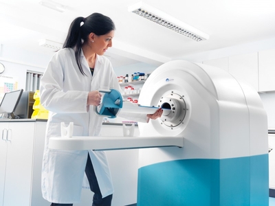 RJs93UkQIpKUzjuyyrV5.jpg?w=940&h=940