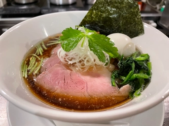 「豚も鶏も使わない」――新たなラーメンの可能性に挑む。 旨みの極致を追求した“無化調・天然出汁ラーメン”専門店が三宿に登場