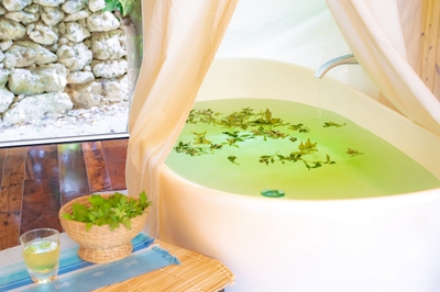 RLizTItt8rMmlKFOedA2.jpg?w=940&h=940